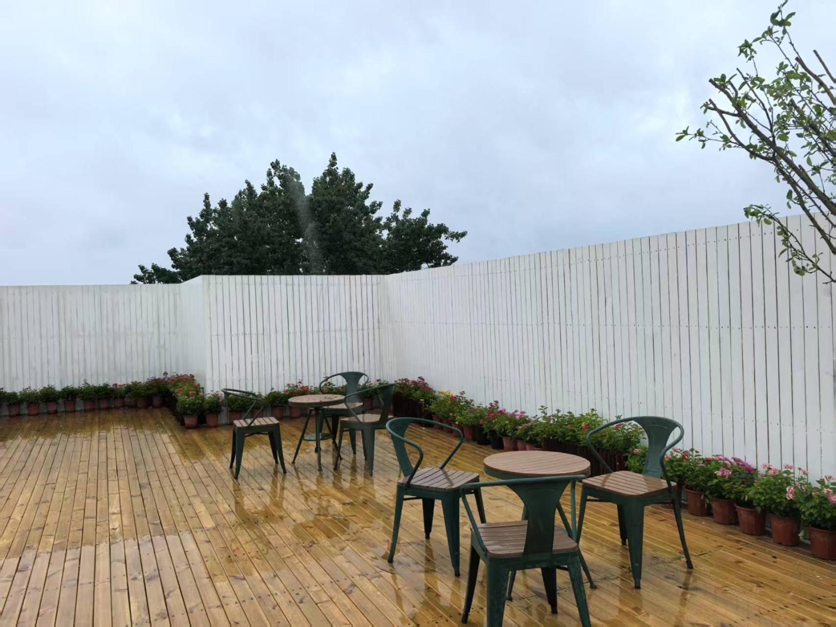 Xingshe Youth Hostel--nearby Tiananmen Square & Forbidden & Houhai Bar Street--1 Minute Walk To Subway, Cat-keeping, Great Wall&forbidden One Day Tour, Wifi And Laundry Room, Speaking Reception Khách sạn 2*